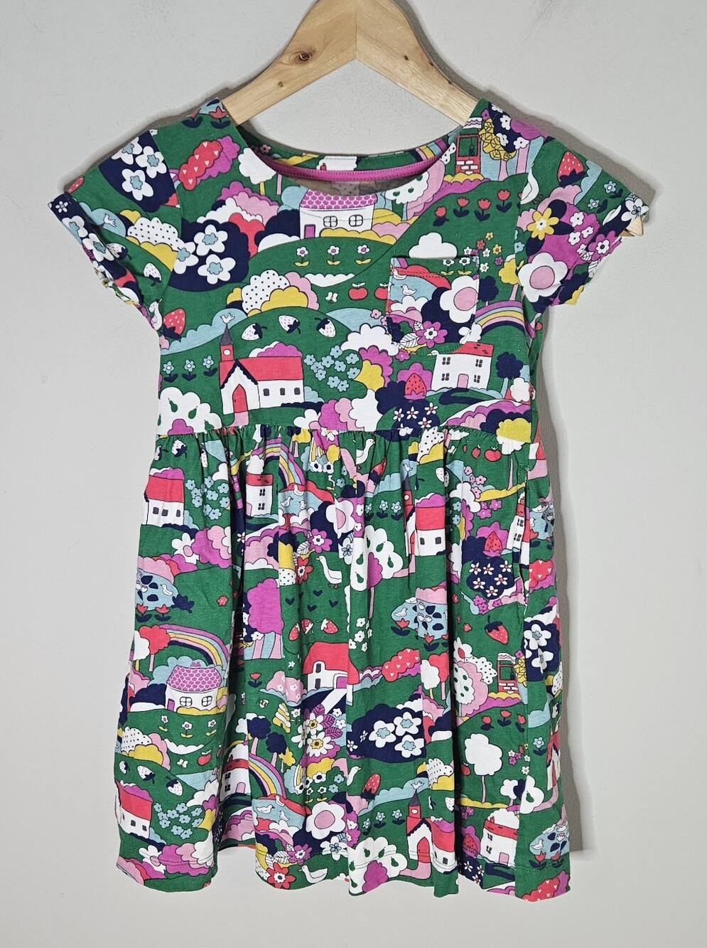 Mini Boden Jersey Dress Green Fairytale Village Print Cotton Knit Girls 6 7